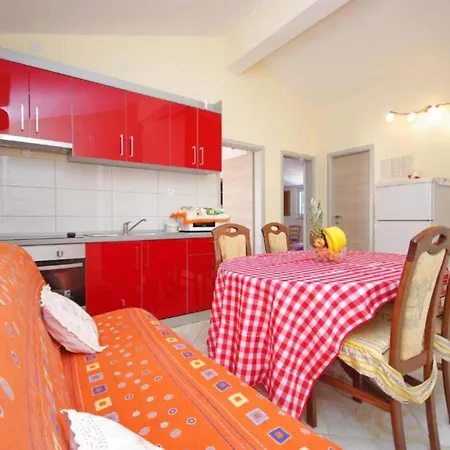 Apartment Ribarevi - With Balcony